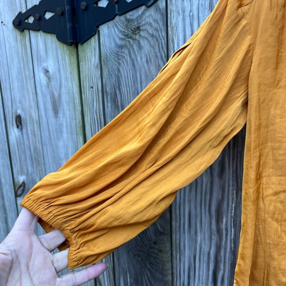 ANTHROPOLOGIE DOLAN Alvia mustard yellow peasant Embroidered top Women’s XS - Picture 5 of 12